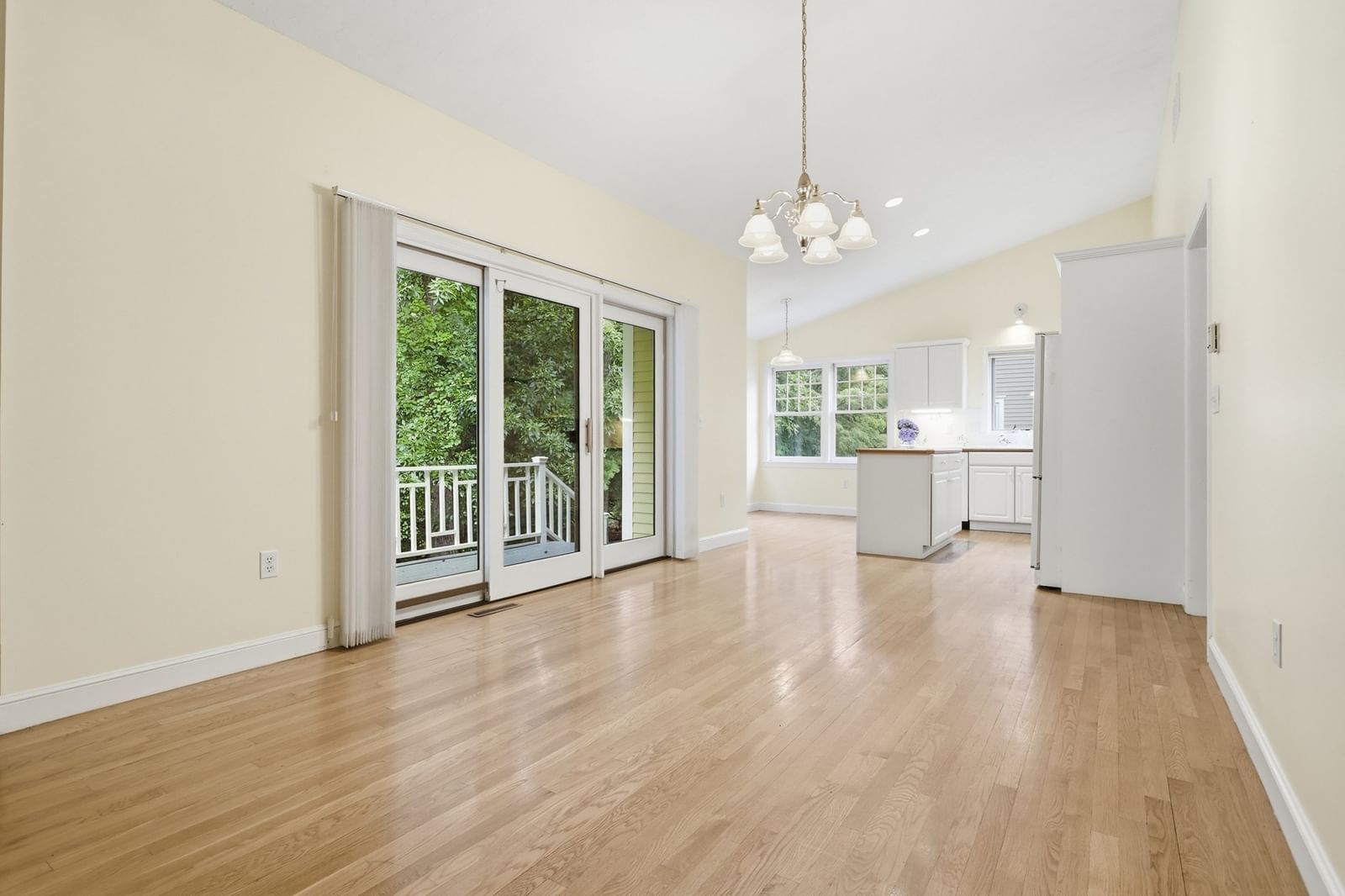 111 Stow Rd #111 Boxborough — Photo 8 of 24