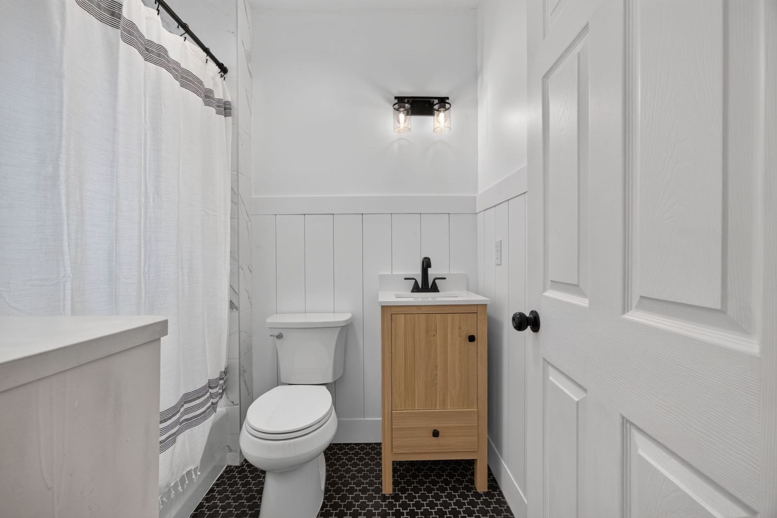 94 Monument St Medford — Photo 19 of 36