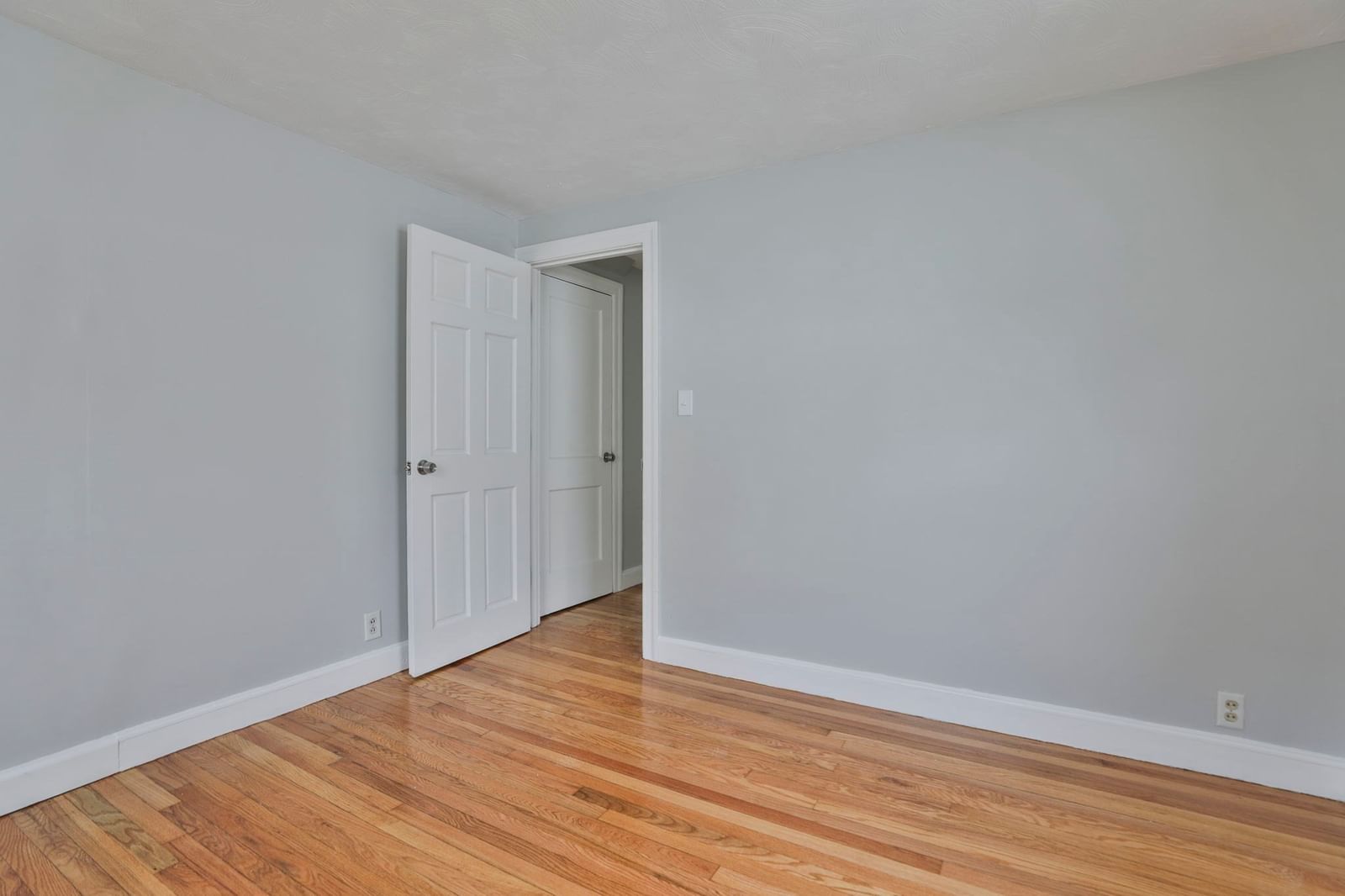 244 Palmer St Quincy — Photo 16 of 36