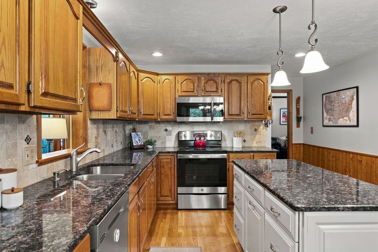 10 Danielle Drive Grafton — Photo 12 of 42