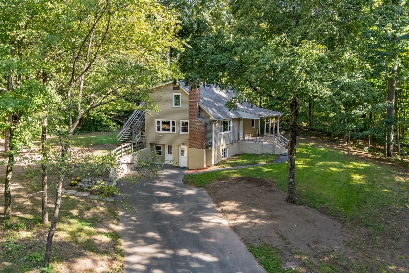 40 Porter St Granby — Photo 1 of 38