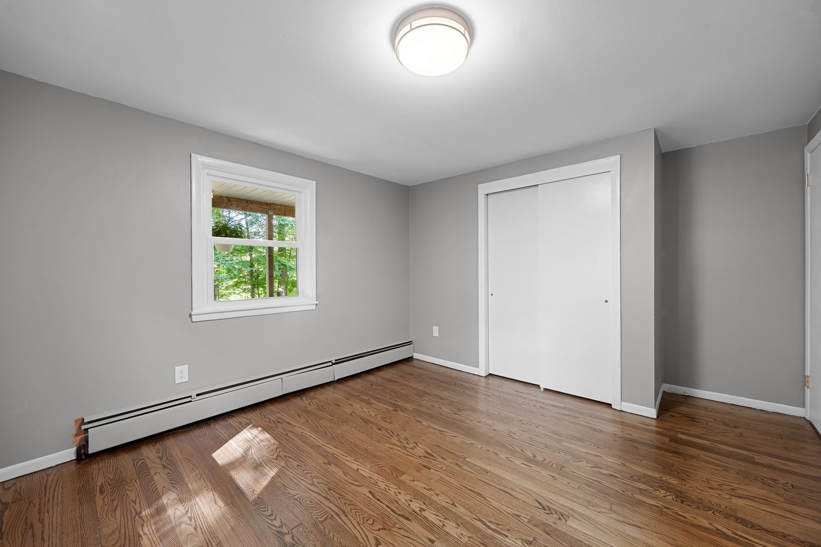 40 Porter St Granby — Photo 13 of 38