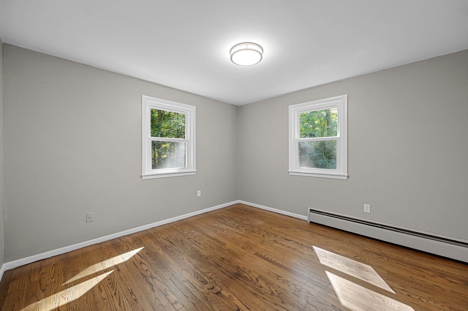 40 Porter St Granby — Photo 16 of 38
