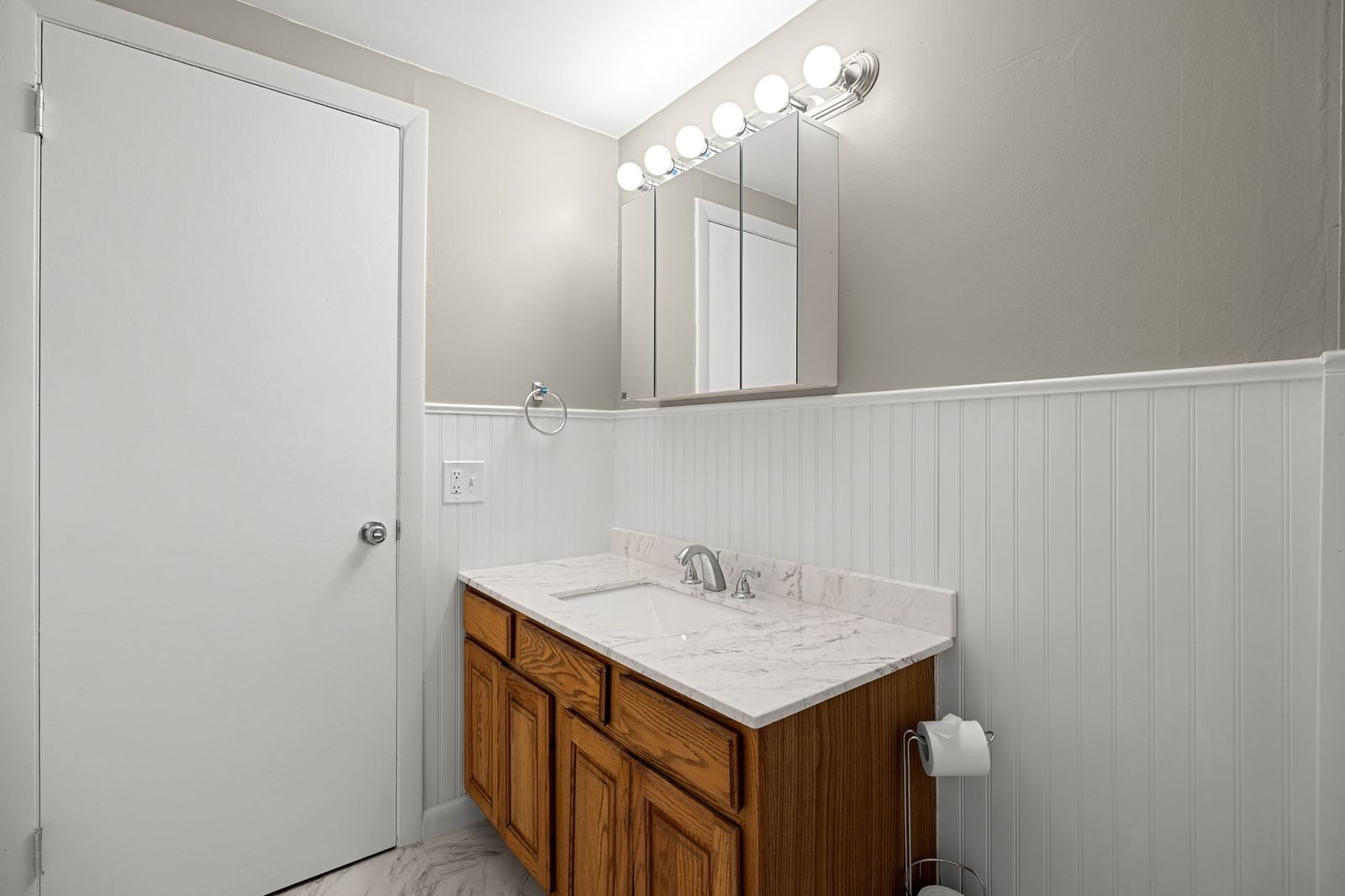 40 Porter St Granby — Photo 24 of 38
