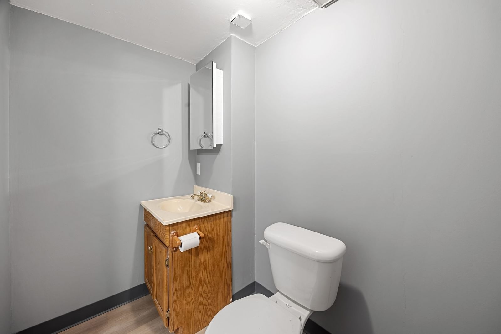 40 Porter St Granby — Photo 28 of 38