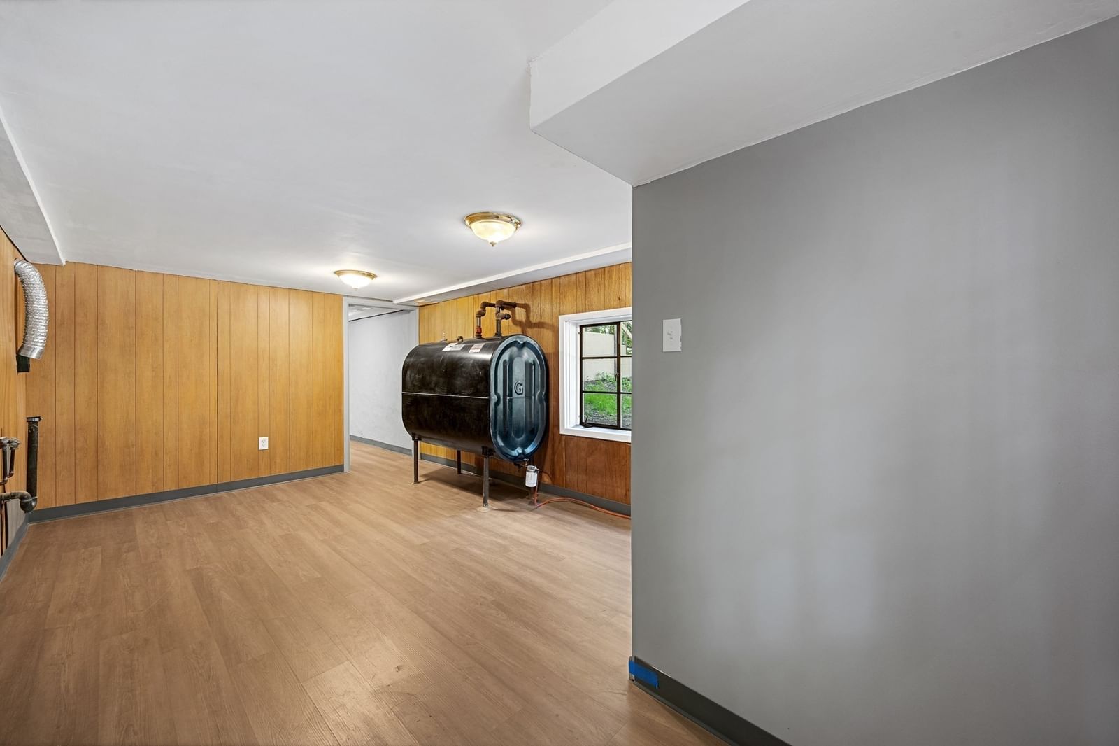 40 Porter St Granby — Photo 29 of 38