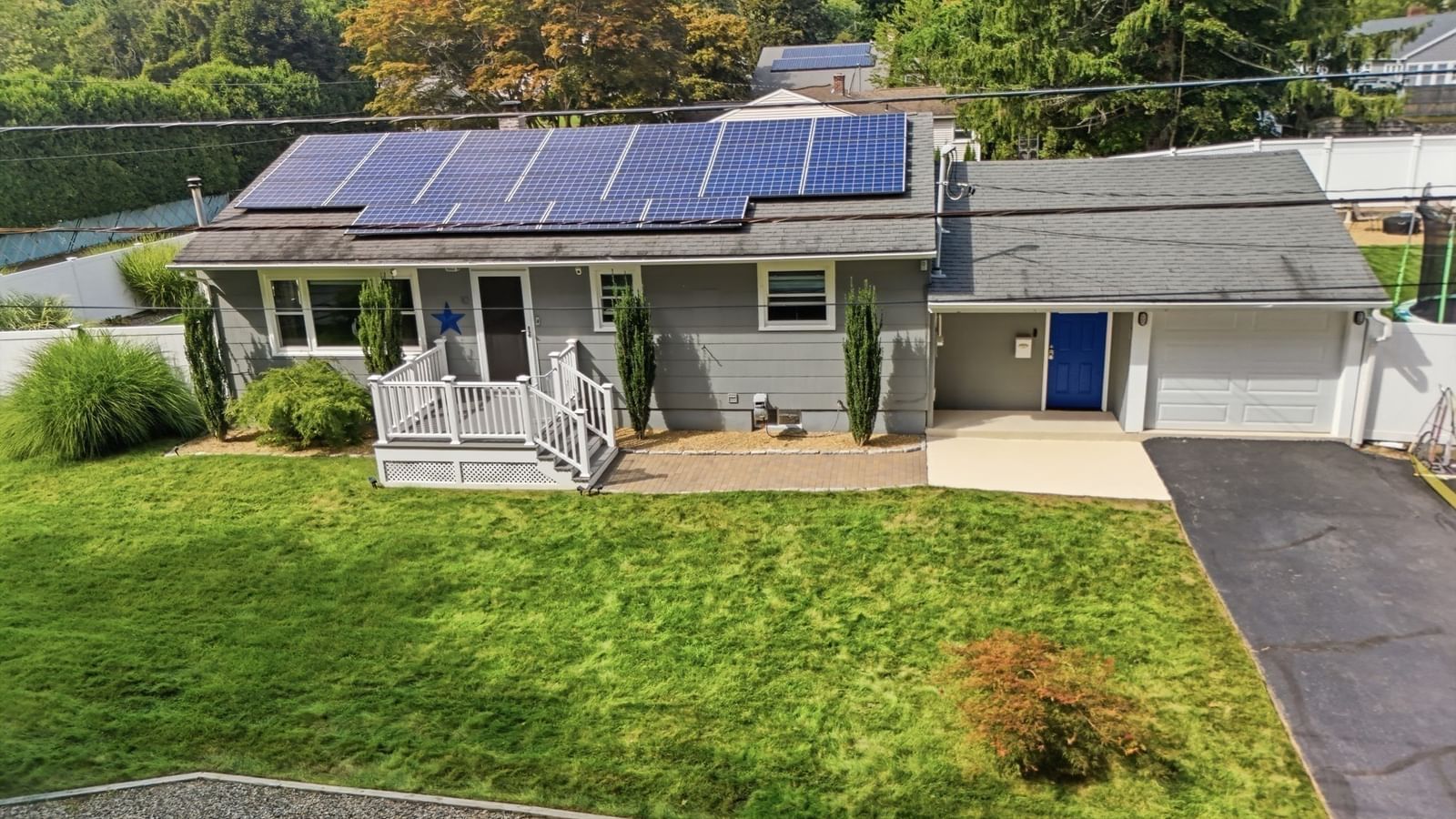 10 Linda Ave Millbury — Photo 3 of 41