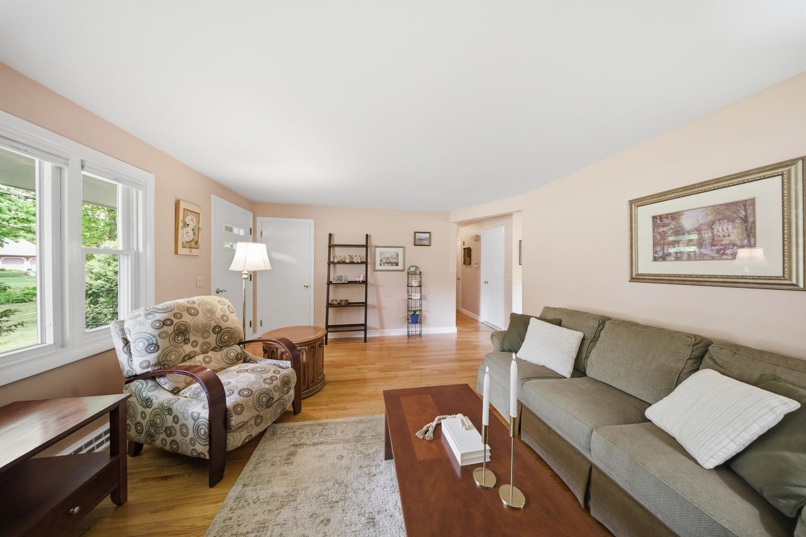 209 Mount Hope St North Attleboro — Photo 7 of 25