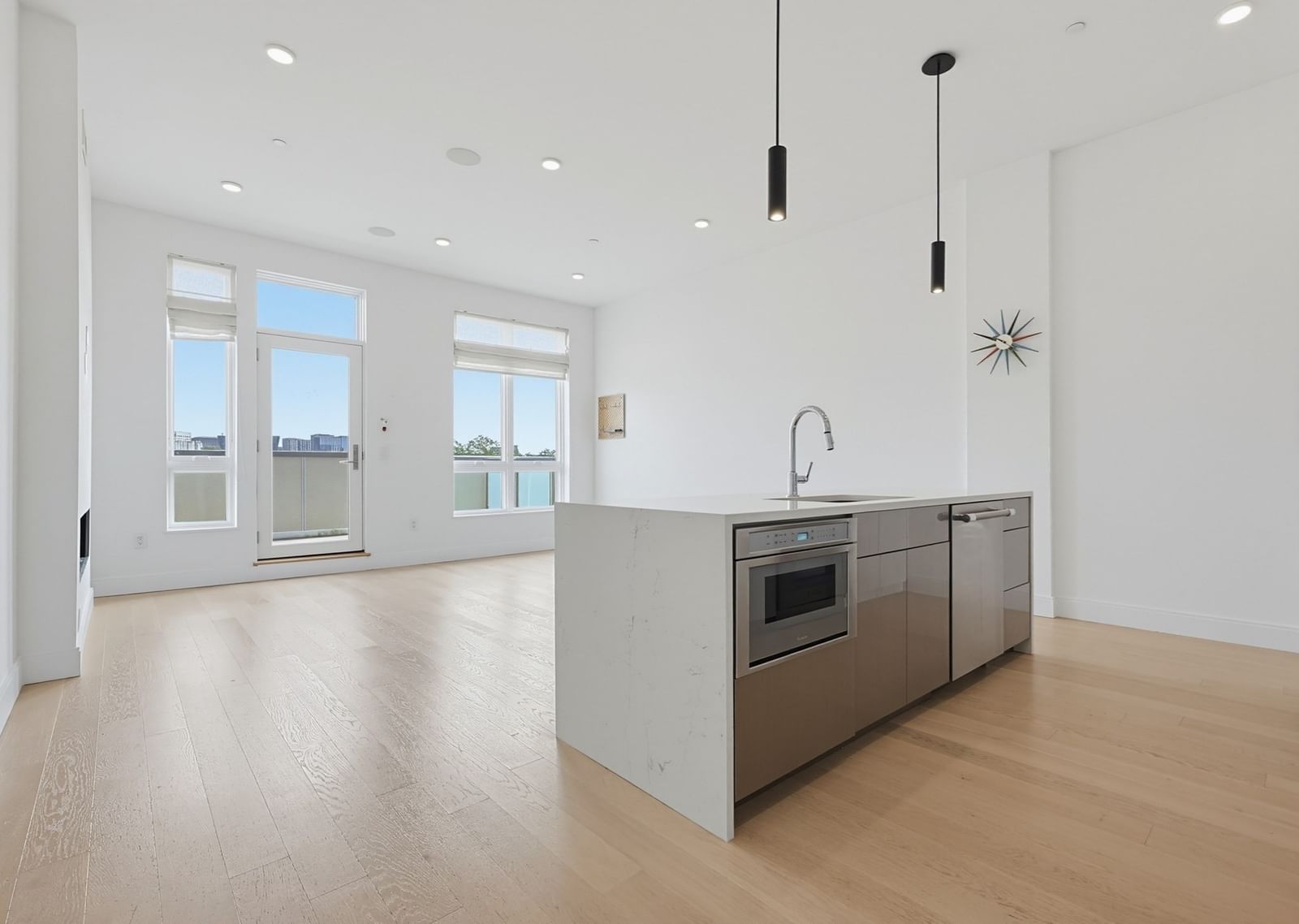 Property at 20 W 5th St #5D, Boston, MA 02127