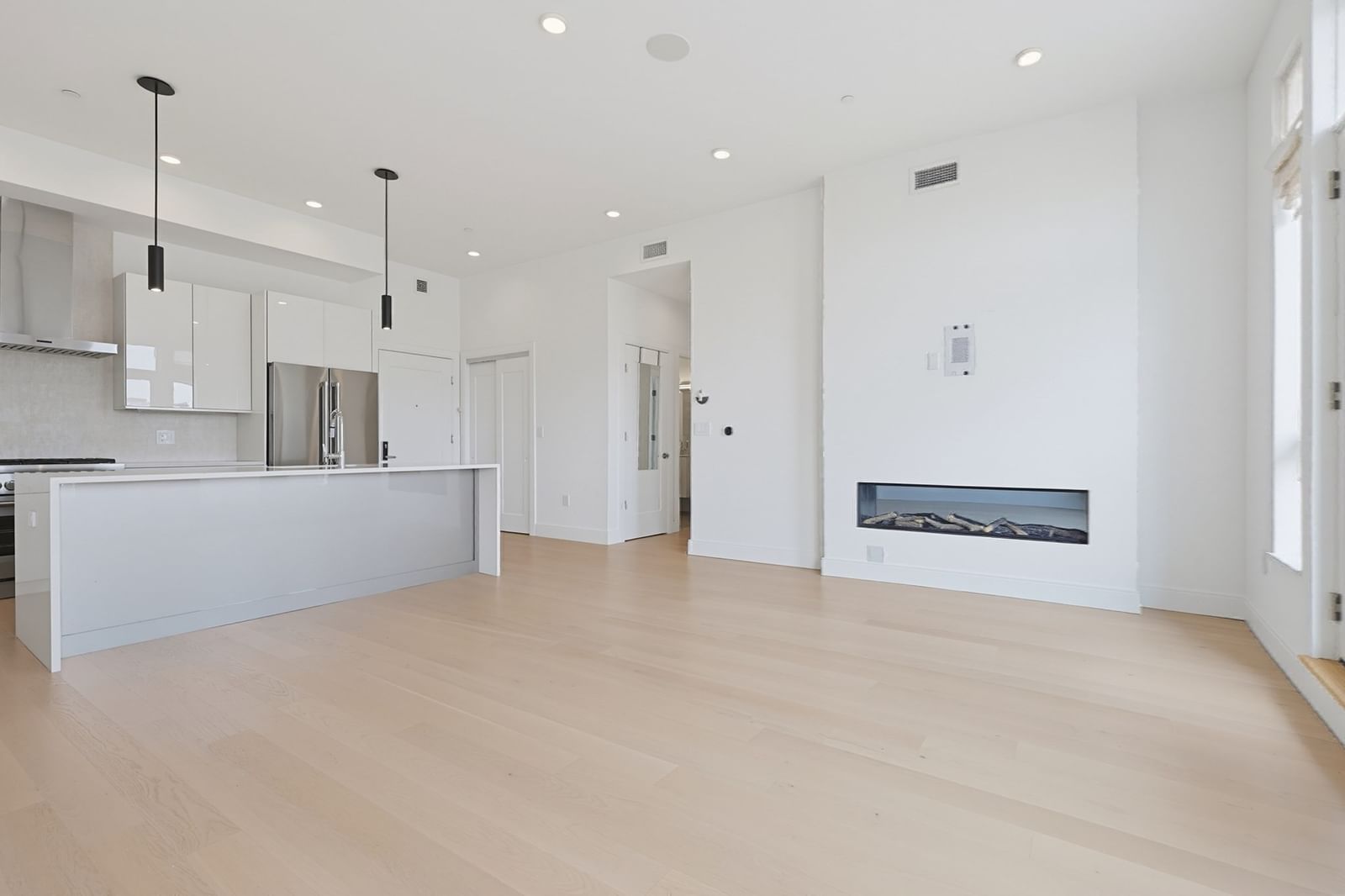 20 W 5th St #5D Boston — Photo 6 of 32