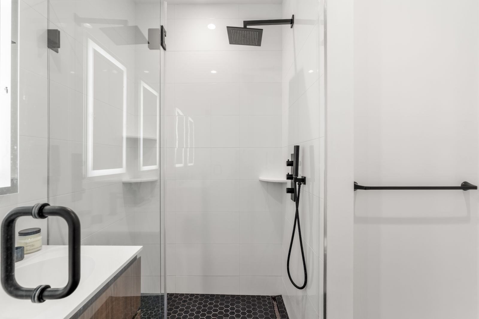 75 W Broadway #202 Boston — Photo 17 of 34