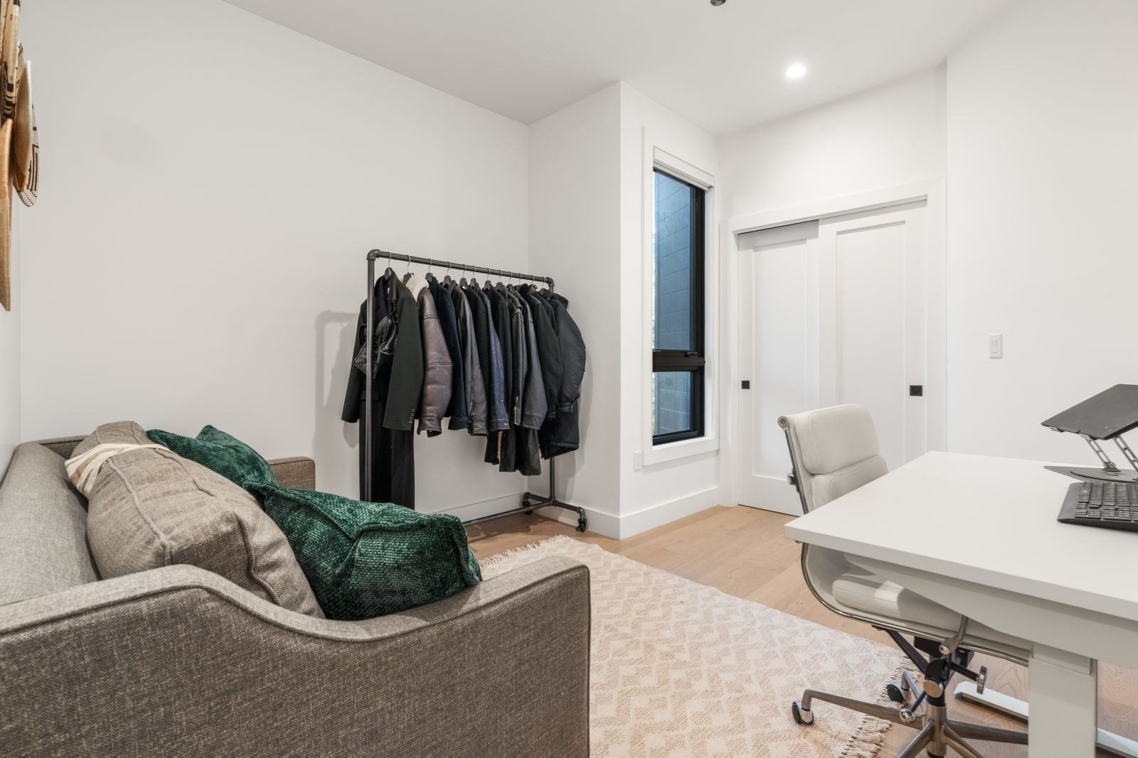 75 W Broadway #202 Boston — Photo 20 of 34