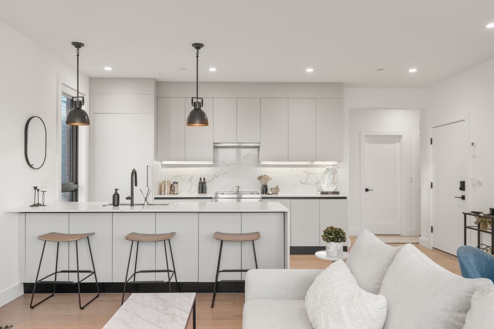 75 W Broadway #202 Boston — Photo 5 of 34