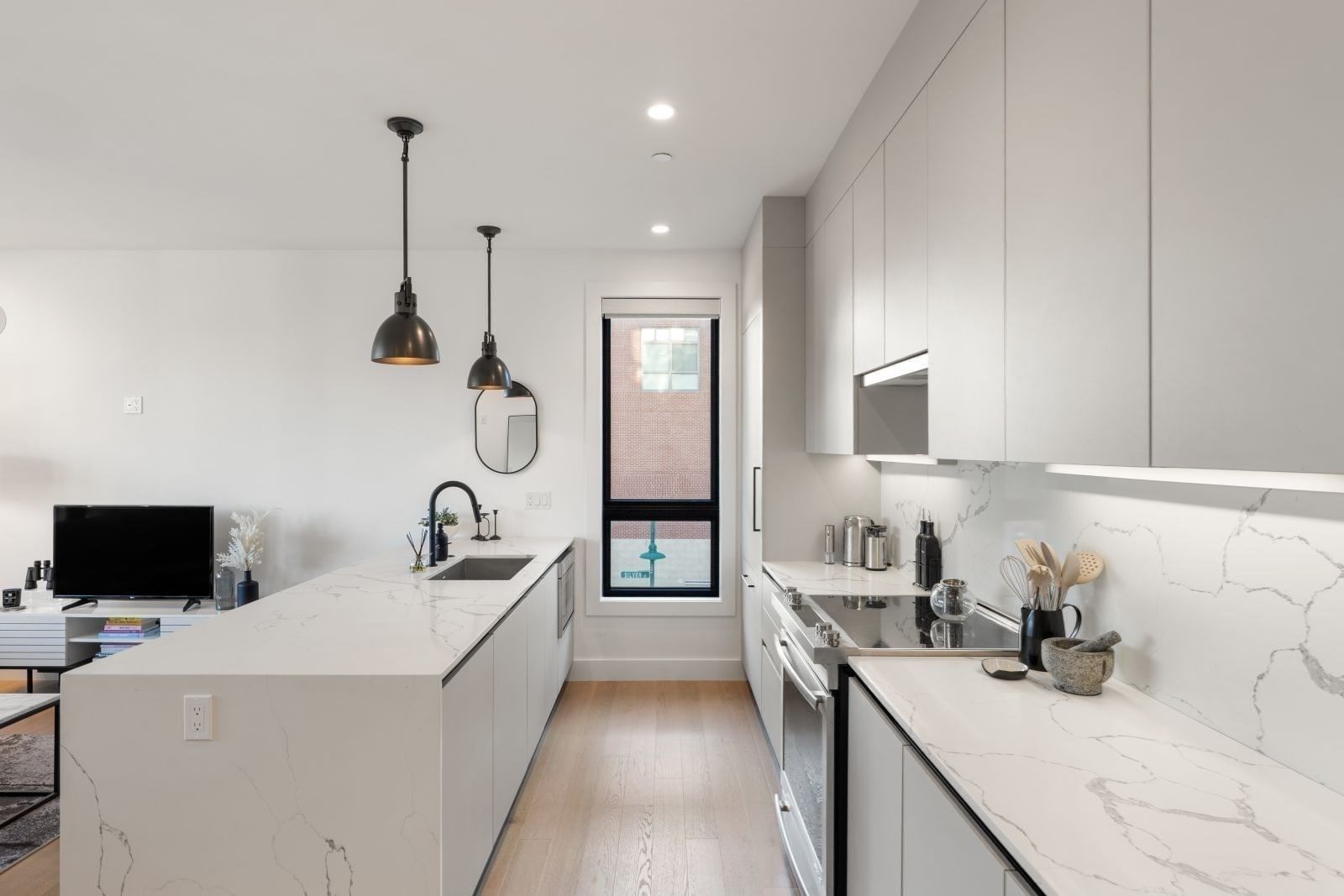 75 W Broadway #202 Boston — Photo 6 of 34