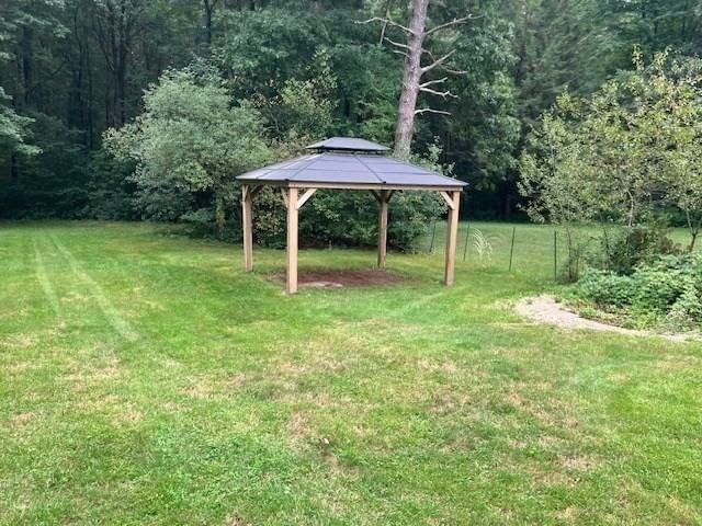 1076 Stony Hill Rd Wilbraham — Photo 31 of 35