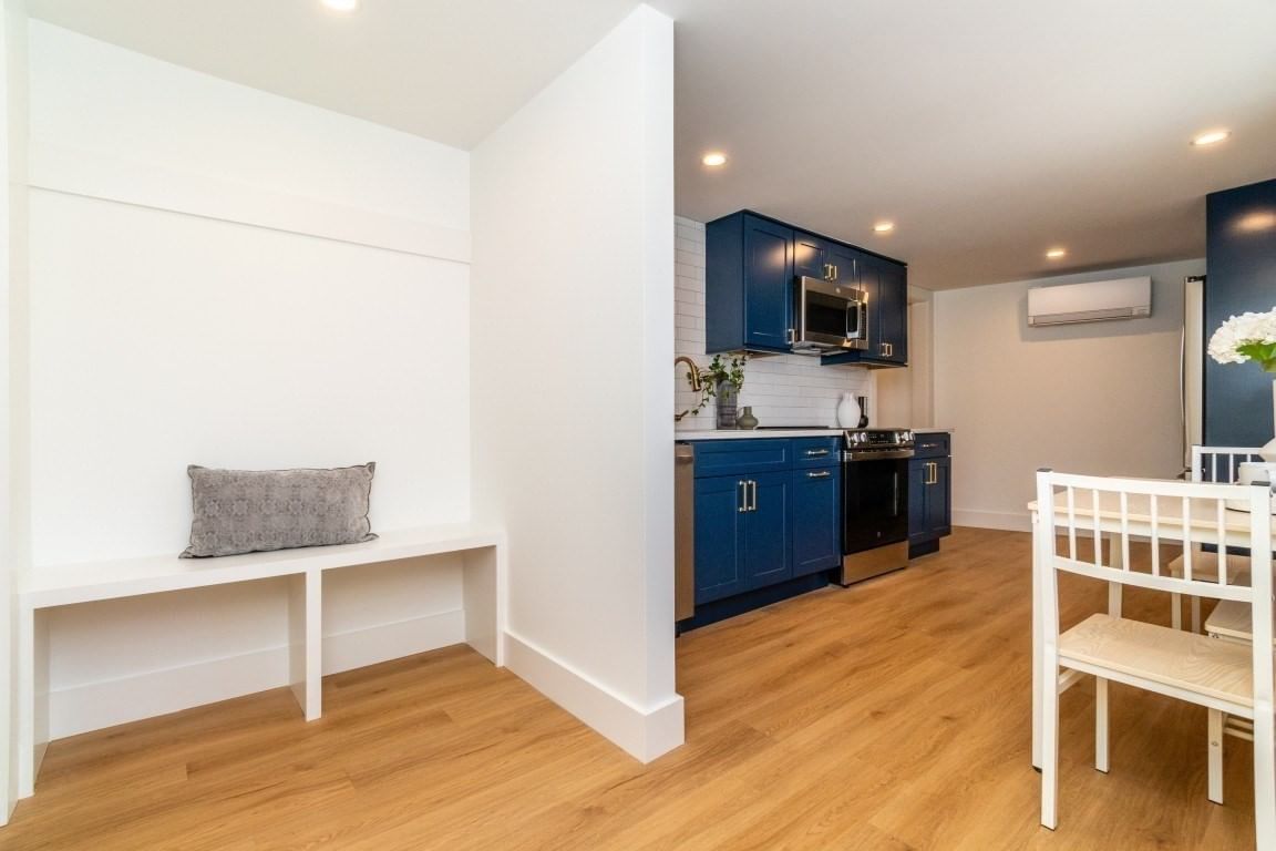 30 Columbus Ave #4 Waltham — Photo 5 of 31