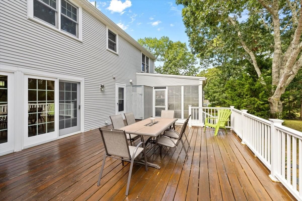 32 Niagara Lane Yarmouth — Photo 2 of 23