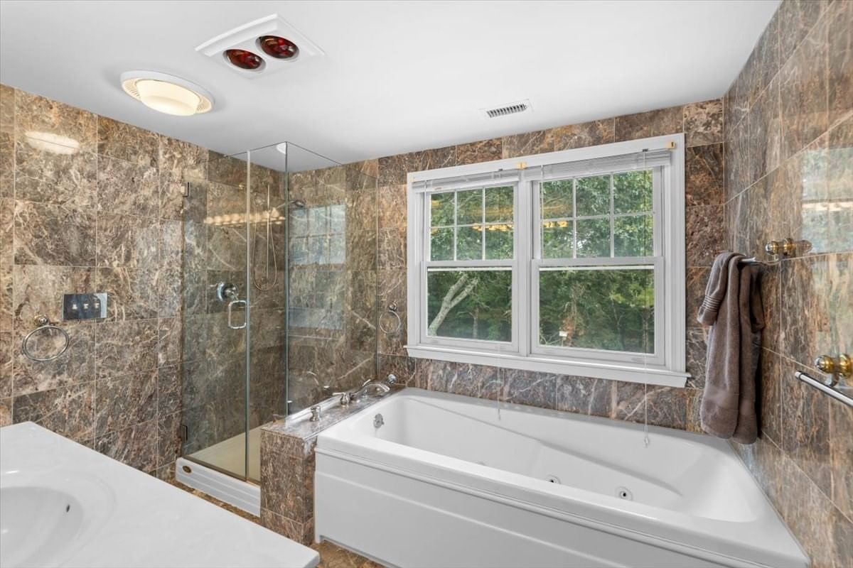32 Niagara Lane Yarmouth — Photo 8 of 23