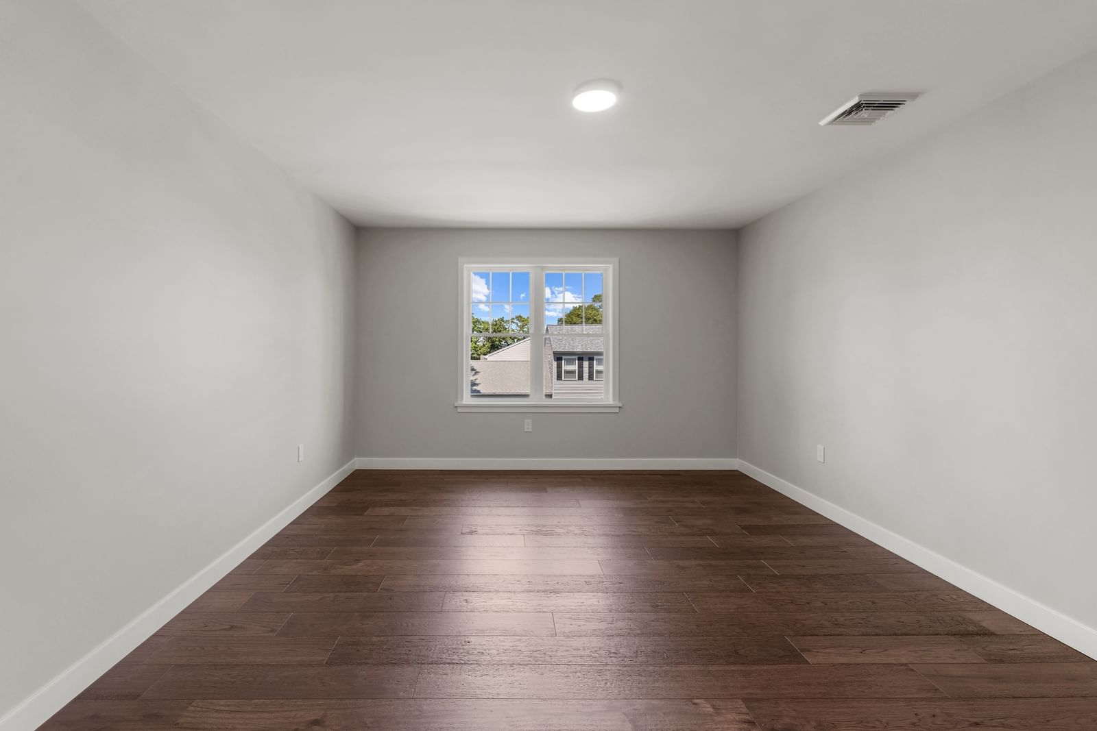 961 Wood St Fall River — Photo 10 of 16