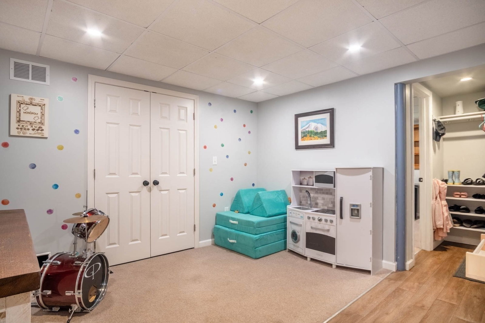 18 Clarence Dr Oxford — Photo 29 of 42