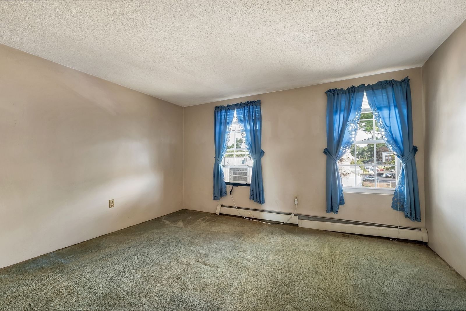 1261 Pawtucket Blvd #6 Lowell — Photo 18 of 32