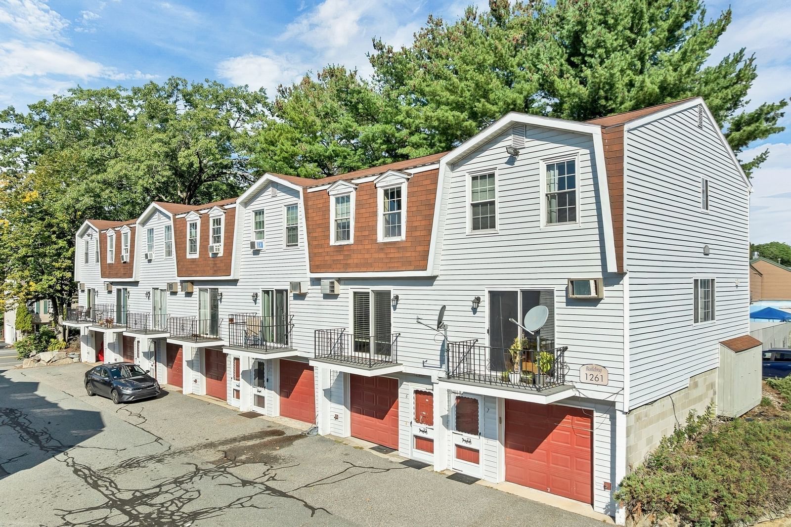 1261 Pawtucket Blvd #6 Lowell — Photo 4 of 32