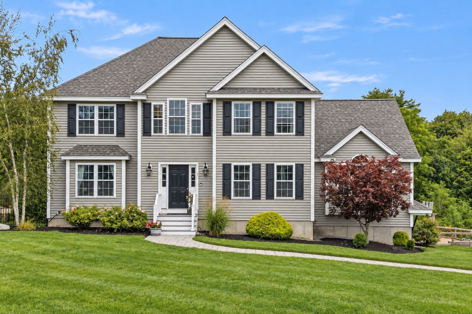 1 Poplar Hill Cir Merrimac — Photo 2 of 42