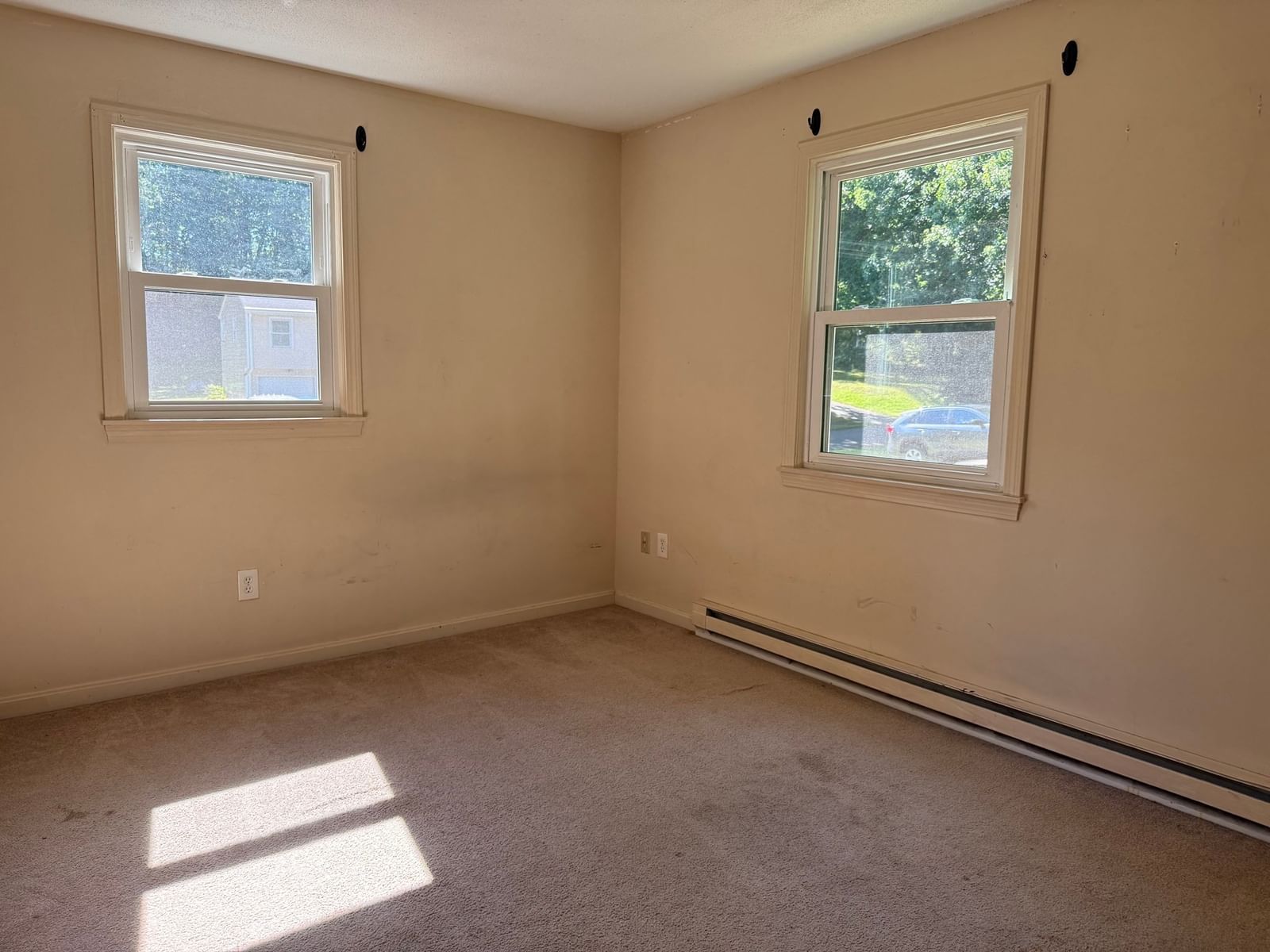 5 Edge Hill Rd Amherst — Photo 12 of 22