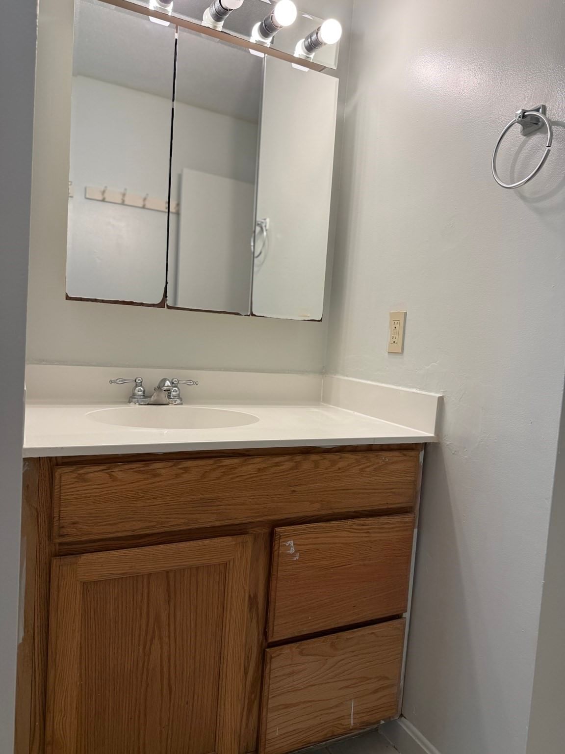 5 Edge Hill Rd Amherst — Photo 8 of 22