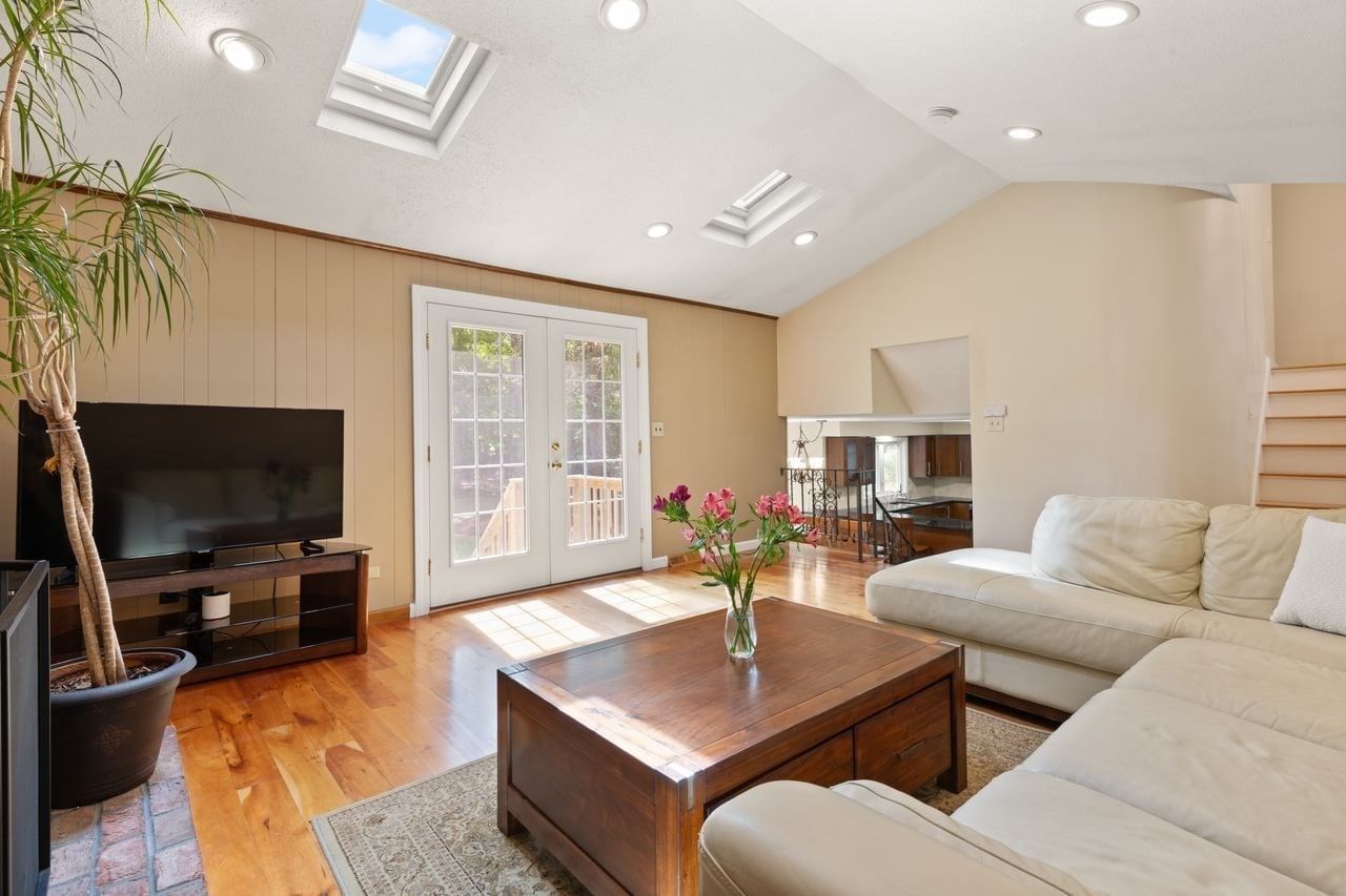 14 Fox Hollow Ln Sharon — Photo 10 of 41