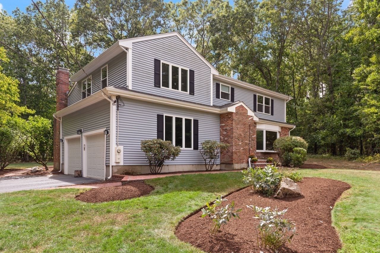14 Fox Hollow Ln Sharon — Photo 2 of 41