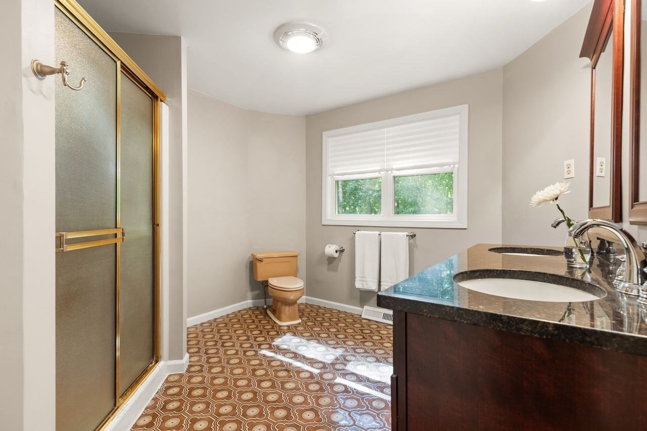 14 Fox Hollow Ln Sharon — Photo 29 of 41