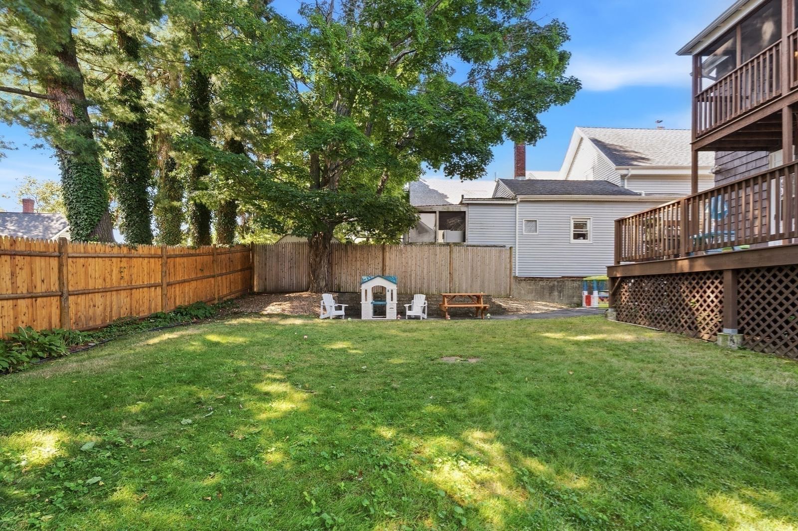 67 Oakwood Ave Lynn — Photo 32 of 38