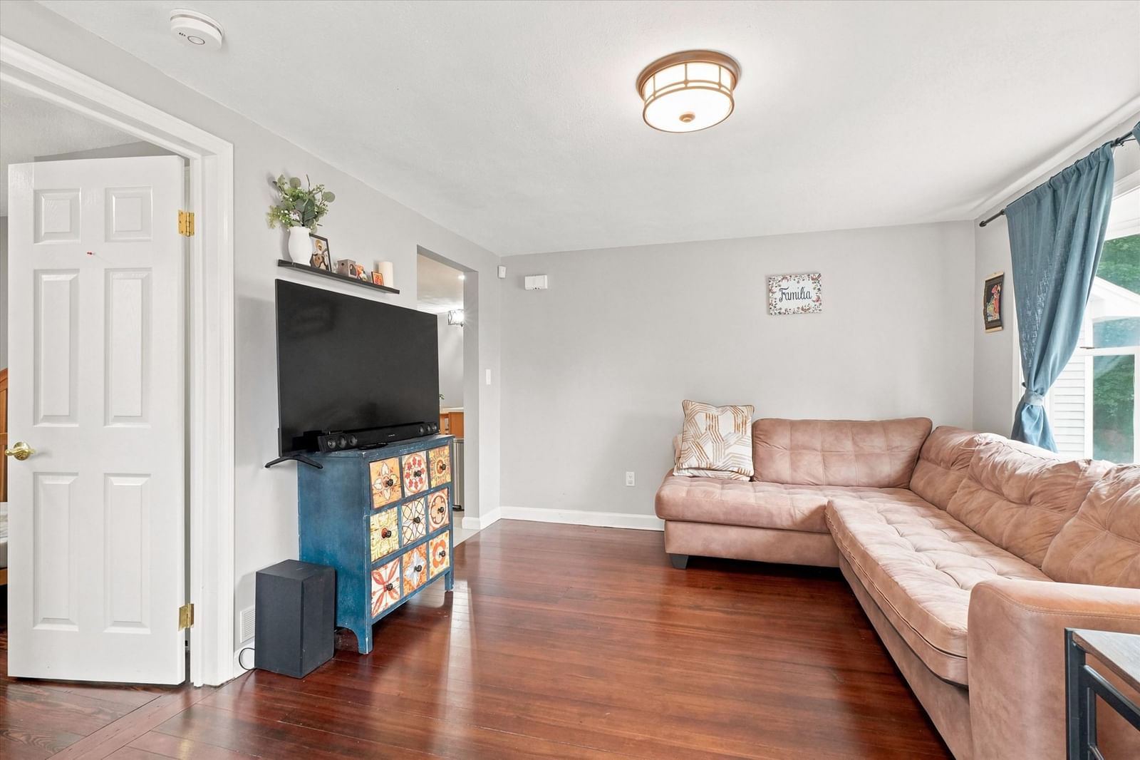 45 Brookline Ave Haverhill — Photo 3 of 37