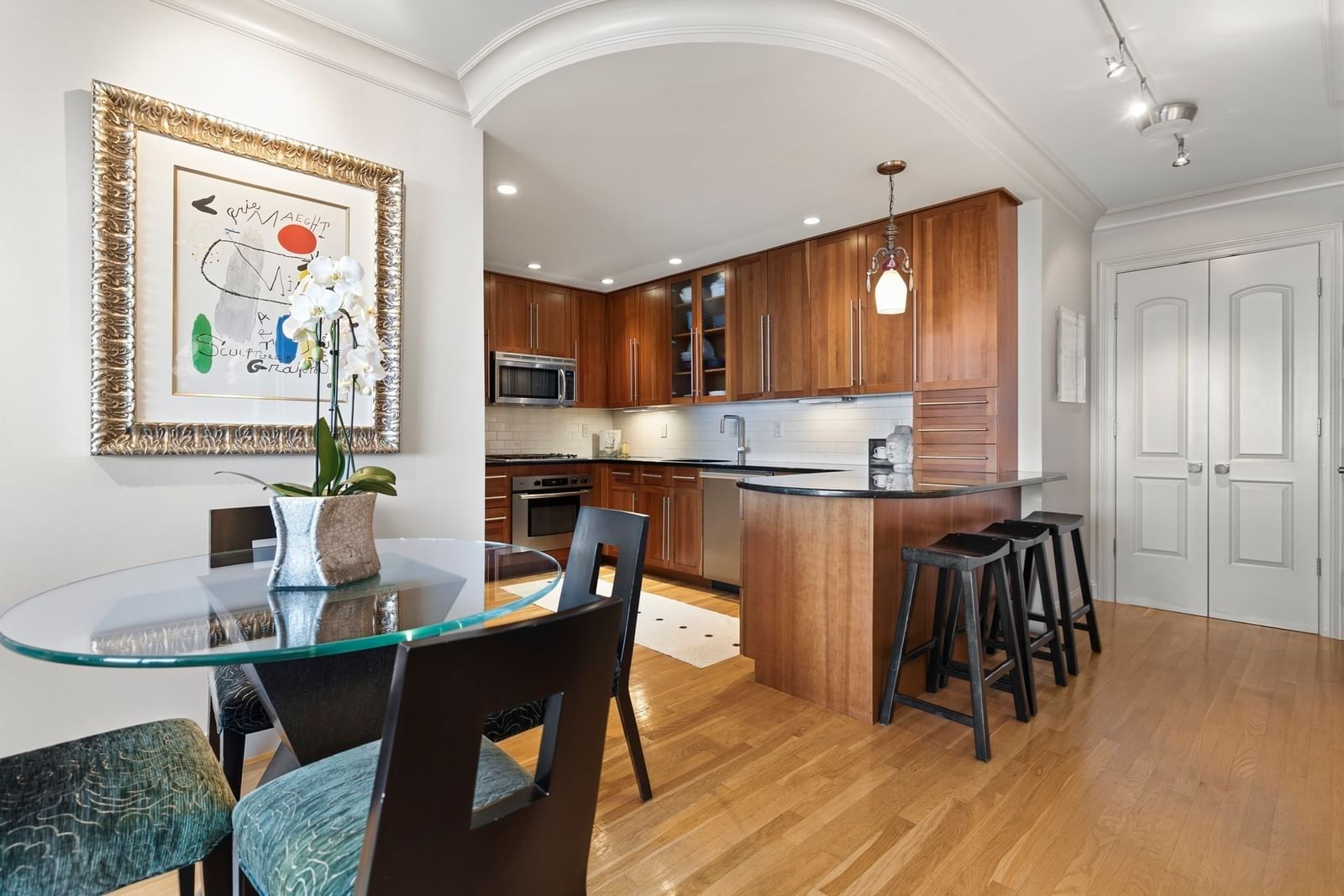 85 E India Row #30D Boston — Photo 3 of 31