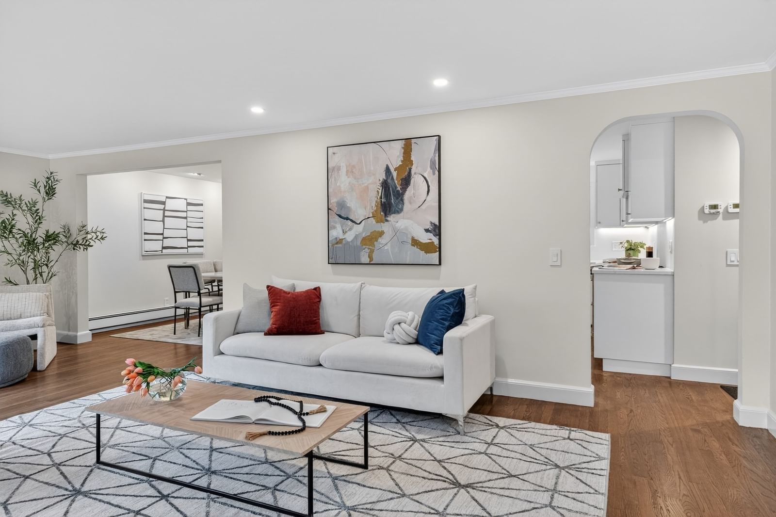 91 Grove Brookline — Photo 3 of 18