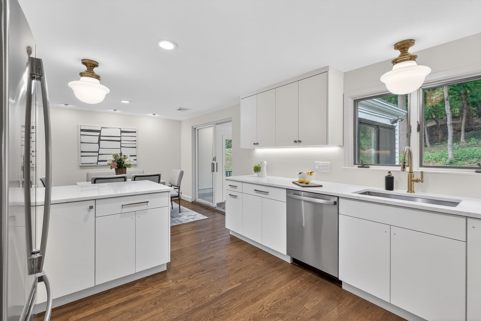 91 Grove Brookline — Photo 7 of 18