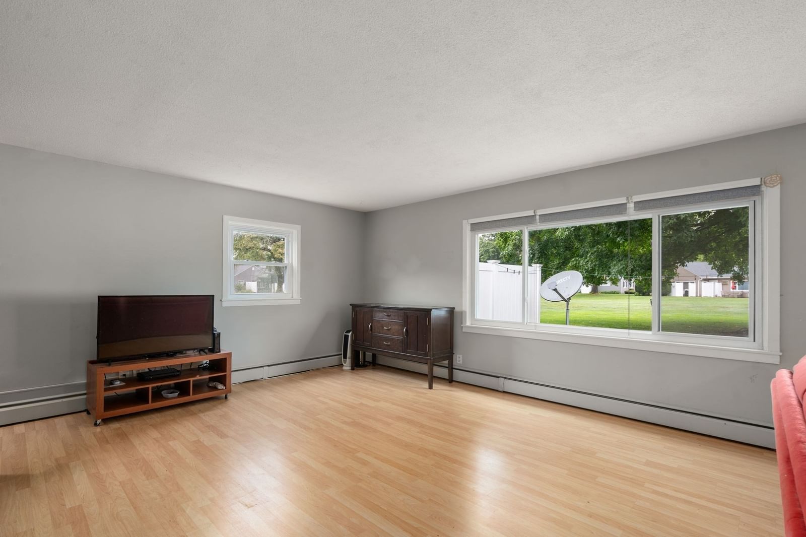 54 Horseshoe Dr #54 Chicopee — Photo 7 of 32