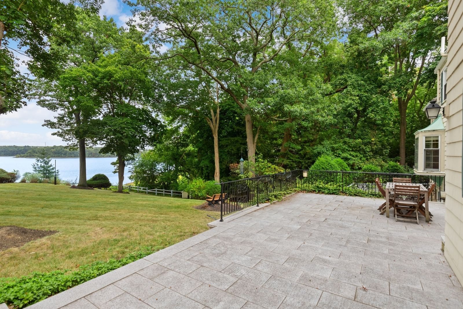 48 Locksley Rd Lynnfield — Photo 34 of 34