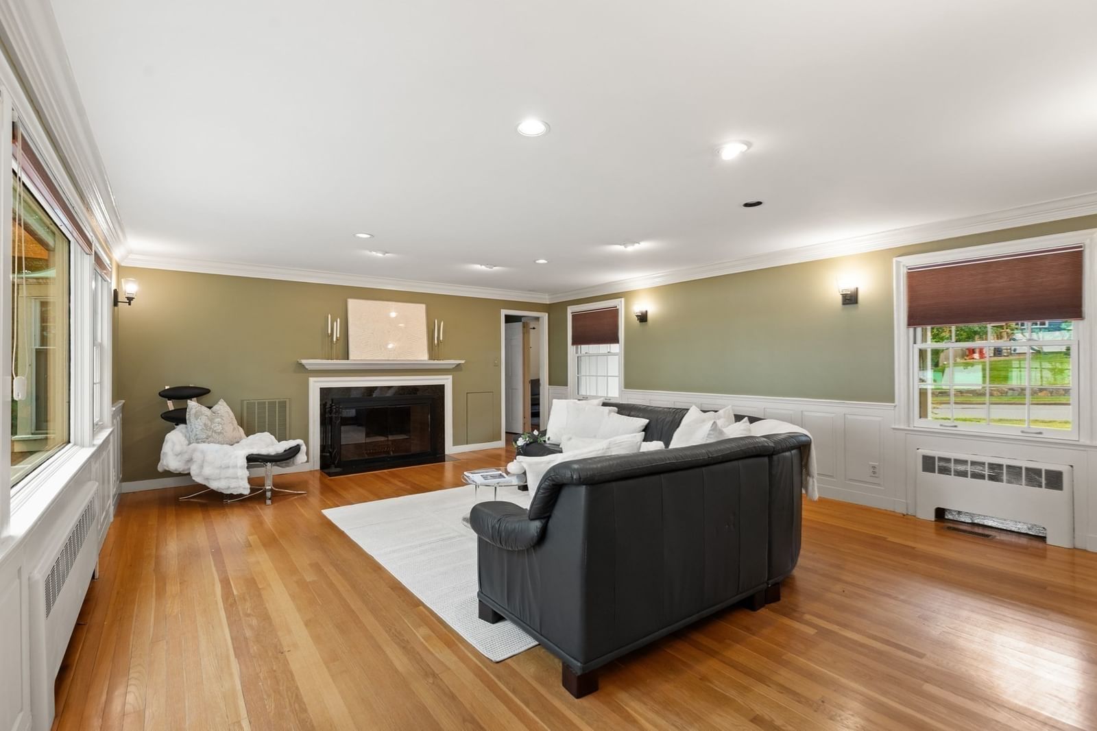 48 Locksley Rd Lynnfield — Photo 9 of 34
