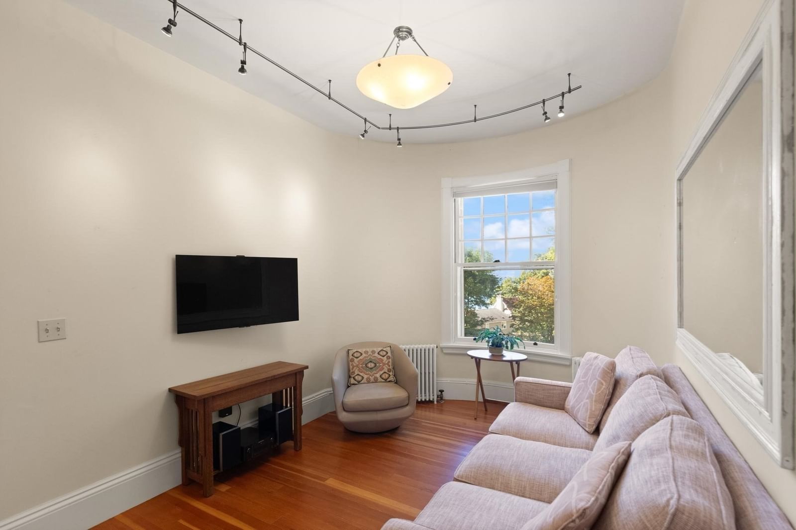158 Hesperus Ave #2L Gloucester — Photo 22 of 38