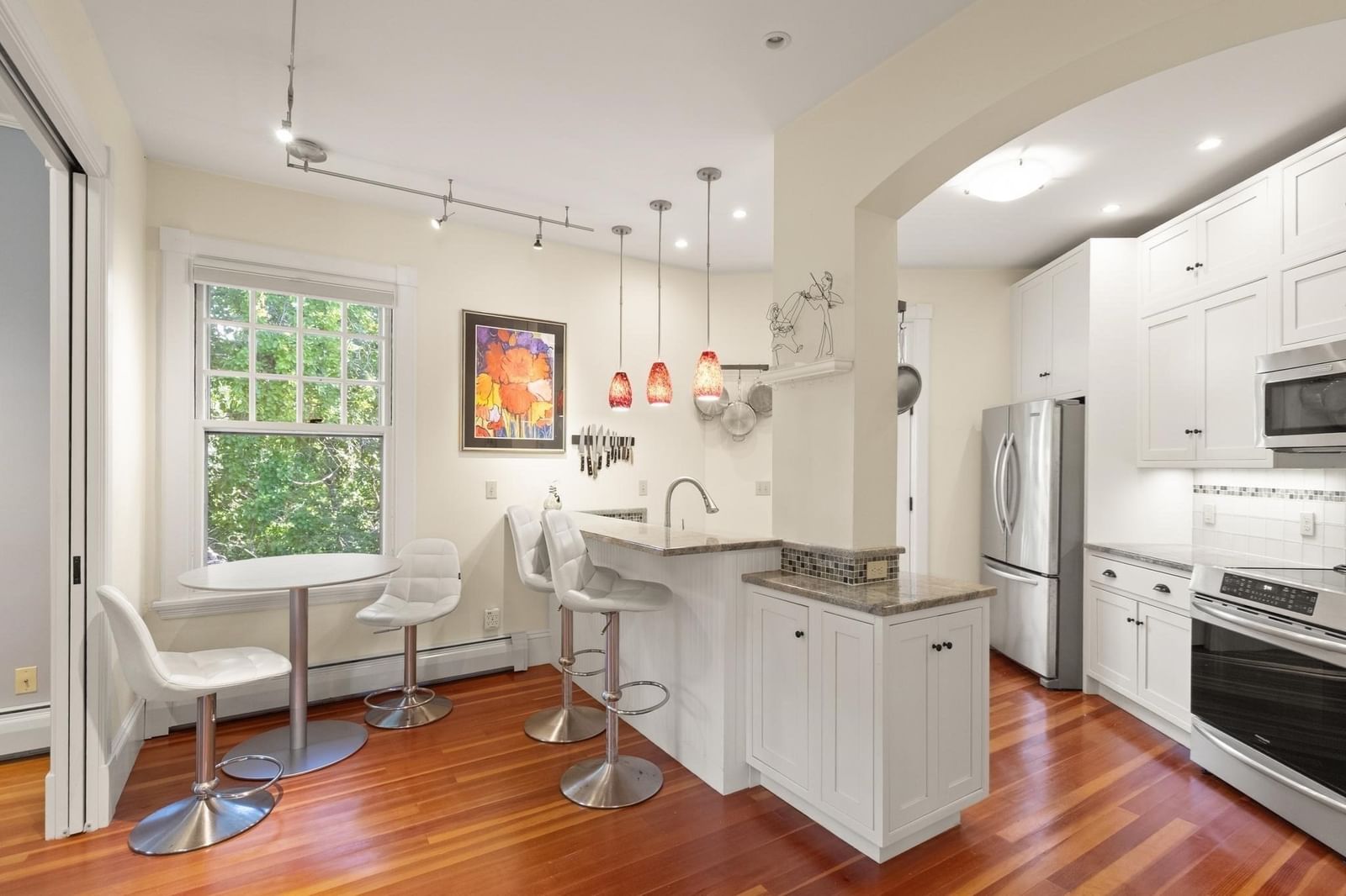 158 Hesperus Ave #2L Gloucester — Photo 7 of 38