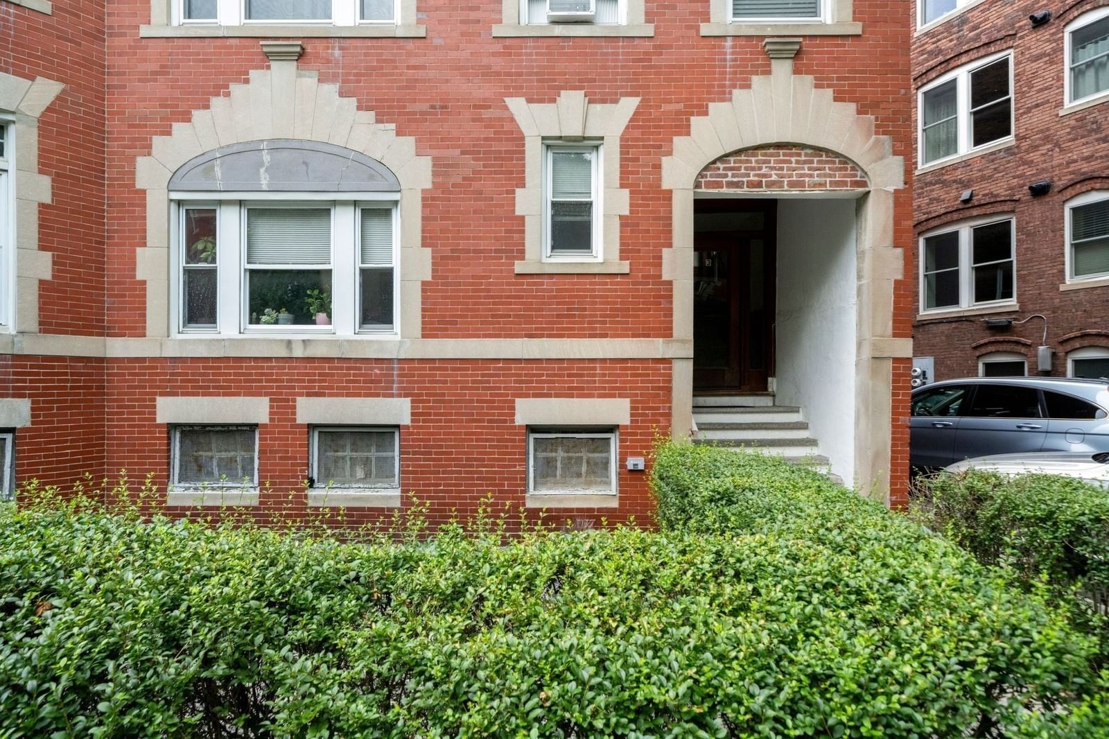 3 Strathmore Rd Brookline — Photo 2 of 23