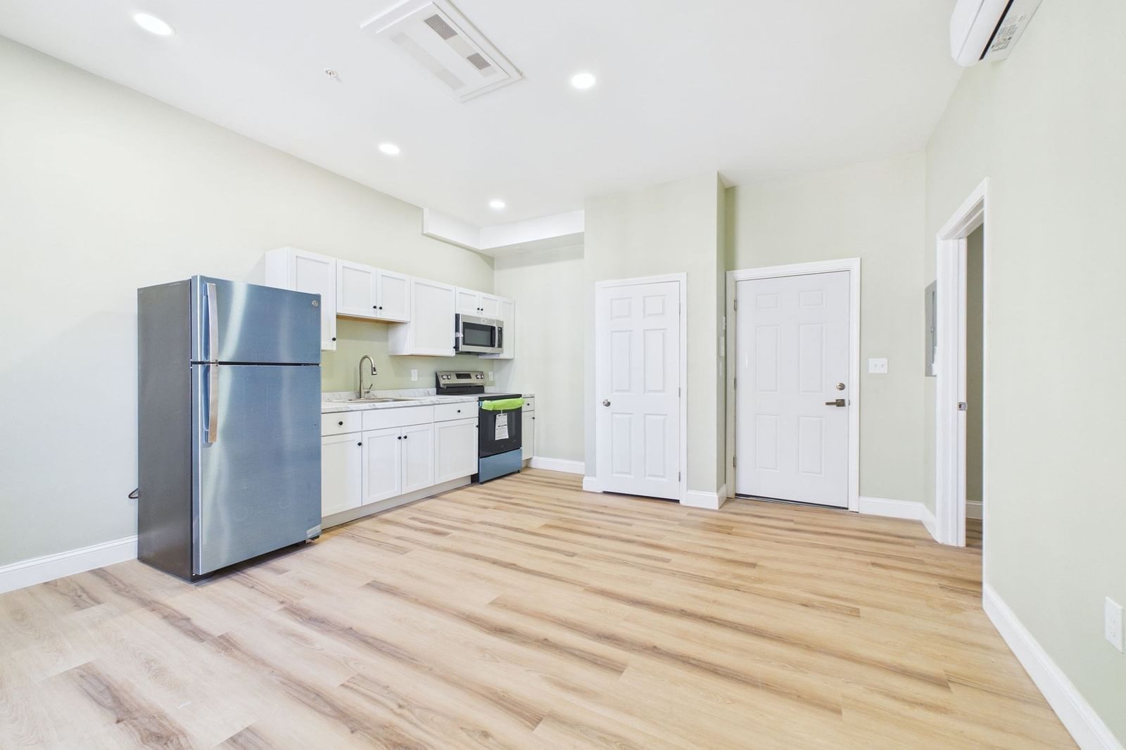 110 Eighth Street New Bedford — Photo 18 of 40