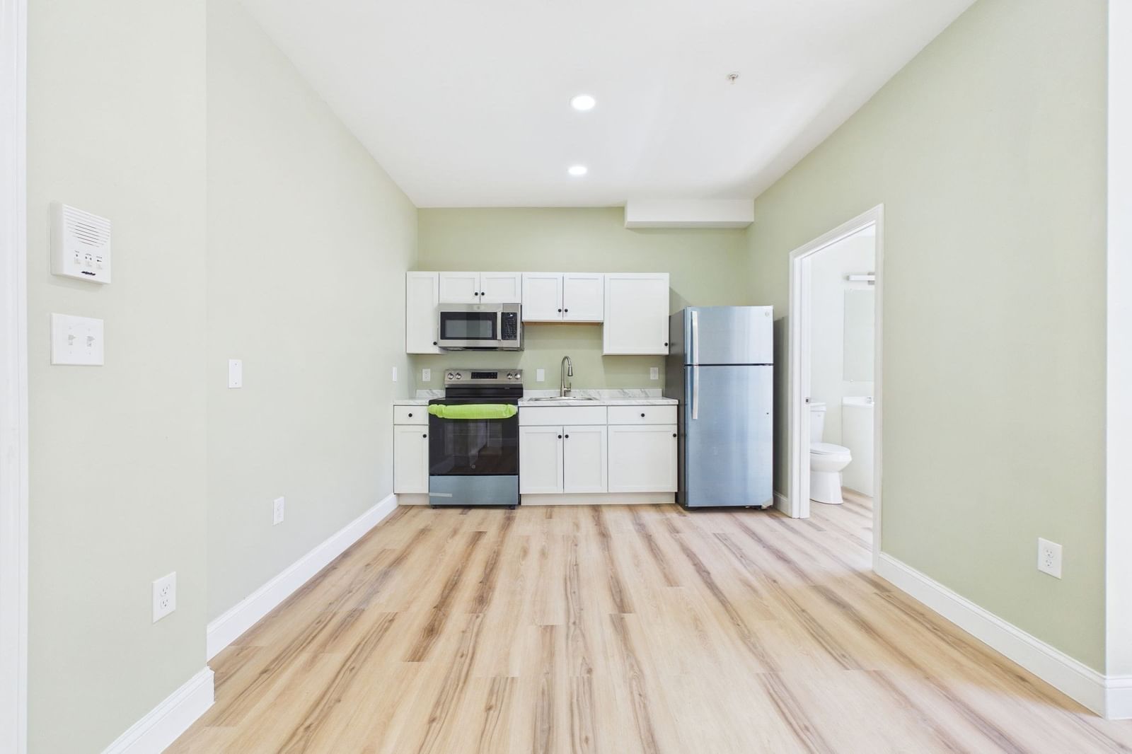 110 Eighth Street New Bedford — Photo 35 of 40
