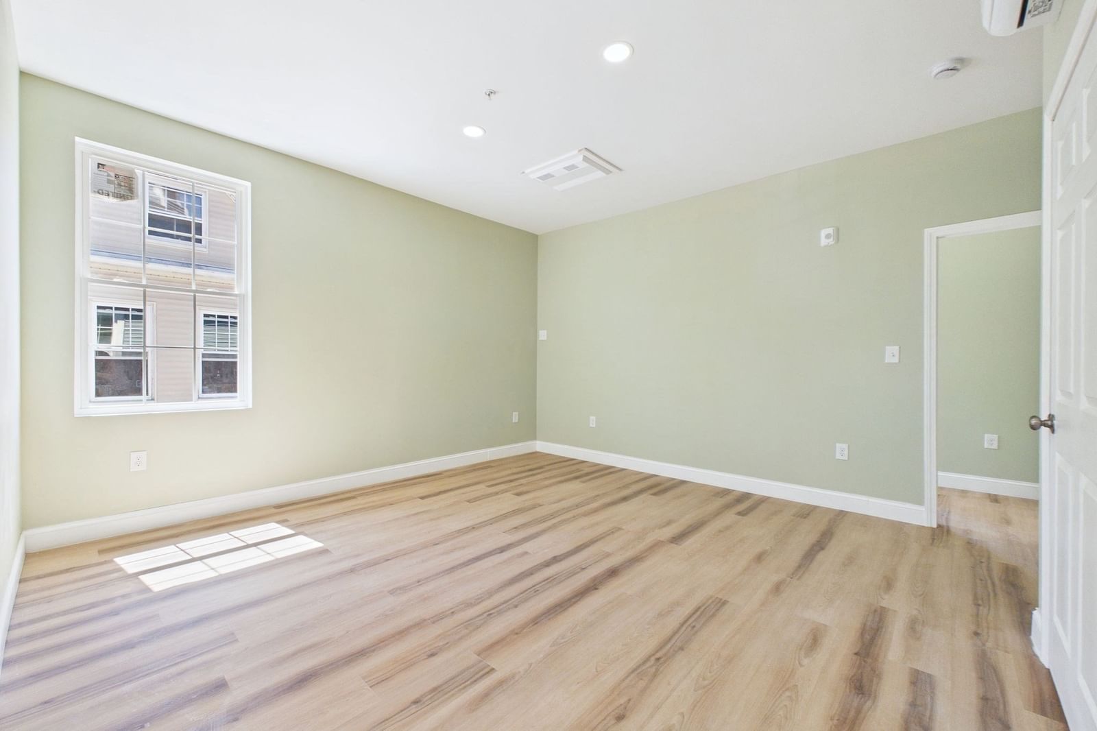 110 Eighth Street New Bedford — Photo 38 of 40