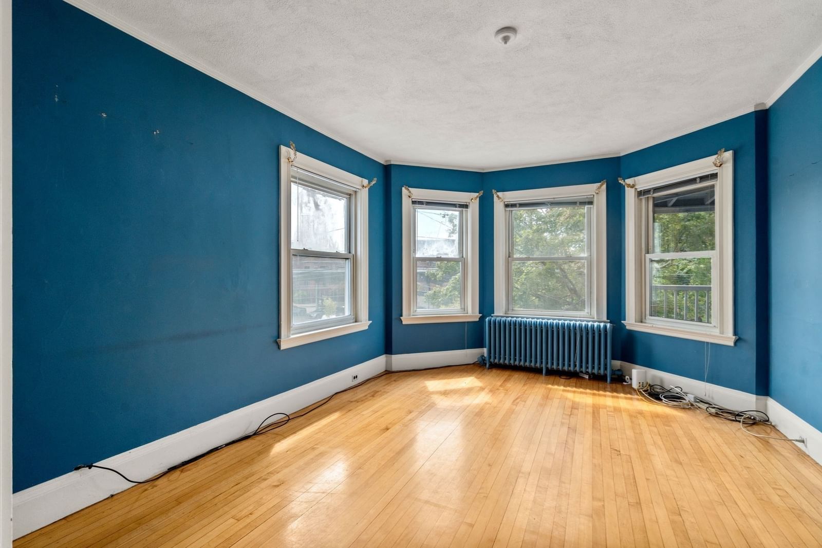 249 Crafts St Newton — Photo 16 of 38