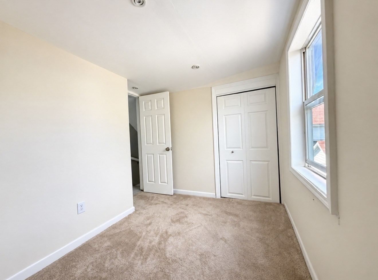 298 Onset Ave Wareham — Photo 13 of 16
