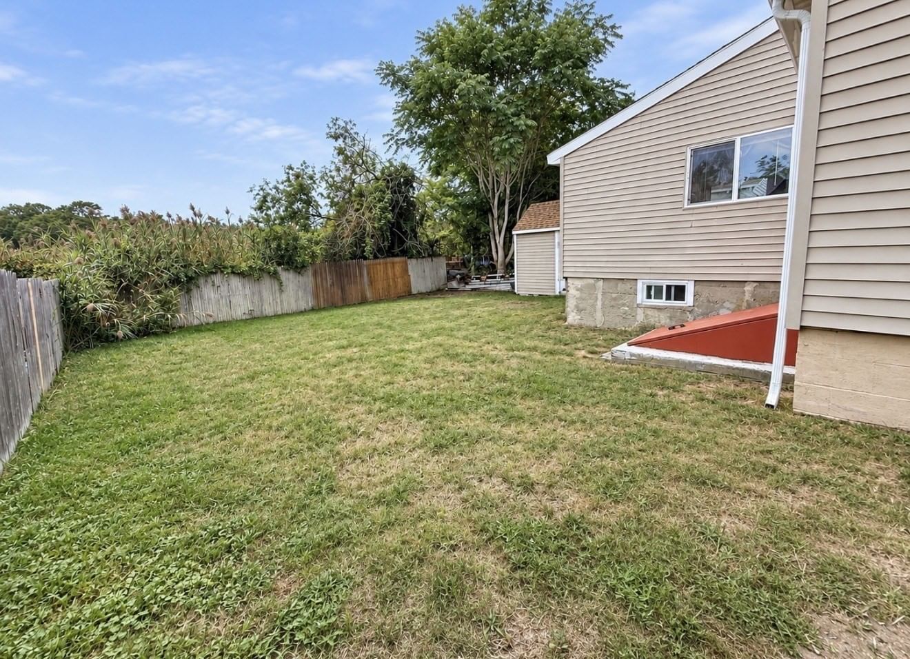 298 Onset Ave Wareham — Photo 2 of 16