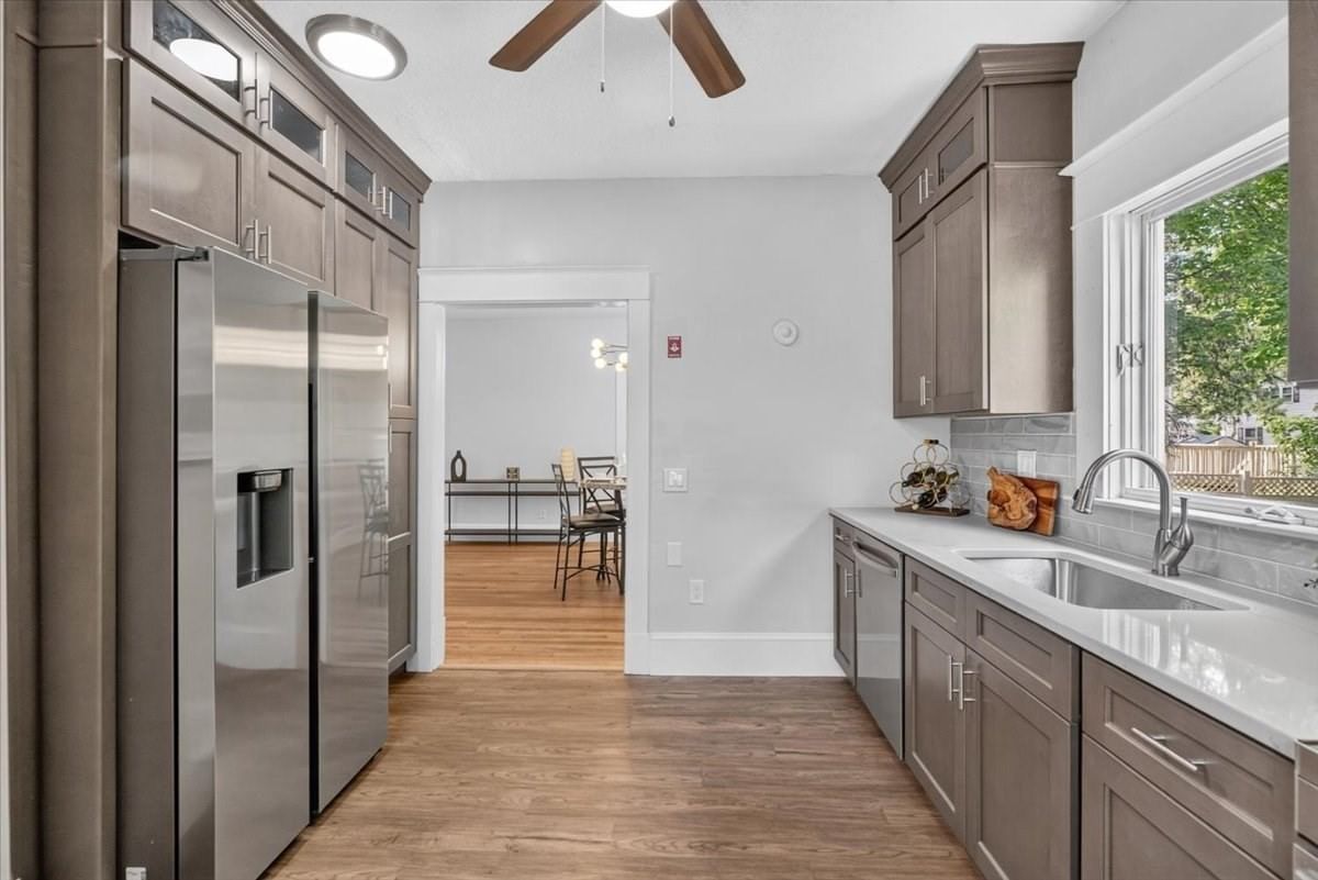 2306 Wilbraham Rd Springfield — Photo 12 of 42
